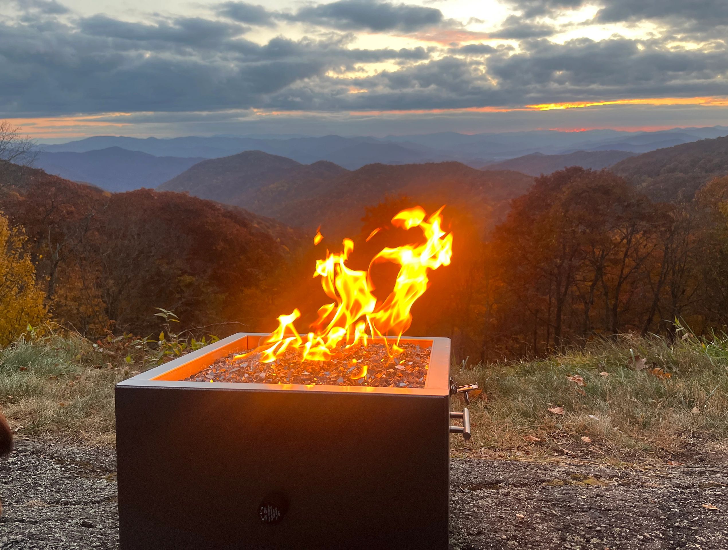 Custom Fire Pit Tables AmericanMade Outdoor Fire Tables